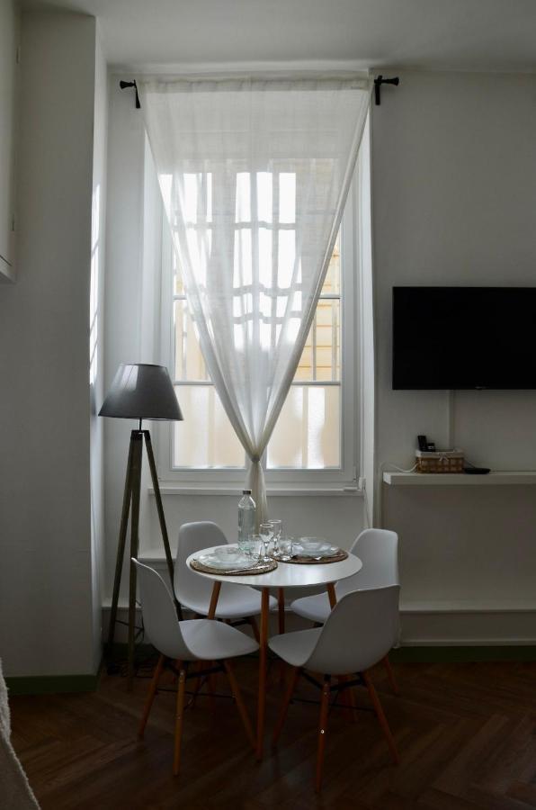 Le Souplex Des Ducs Apartment ดีจอง ภายนอก รูปภาพ